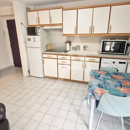 Quartier 1 Parking Climatisation Internet Sète